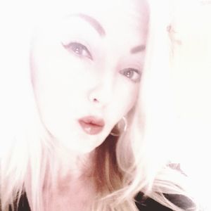 Meet your Posher, Jenn